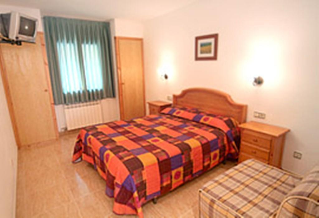 Can Falera Hotel Setcases Bilik gambar